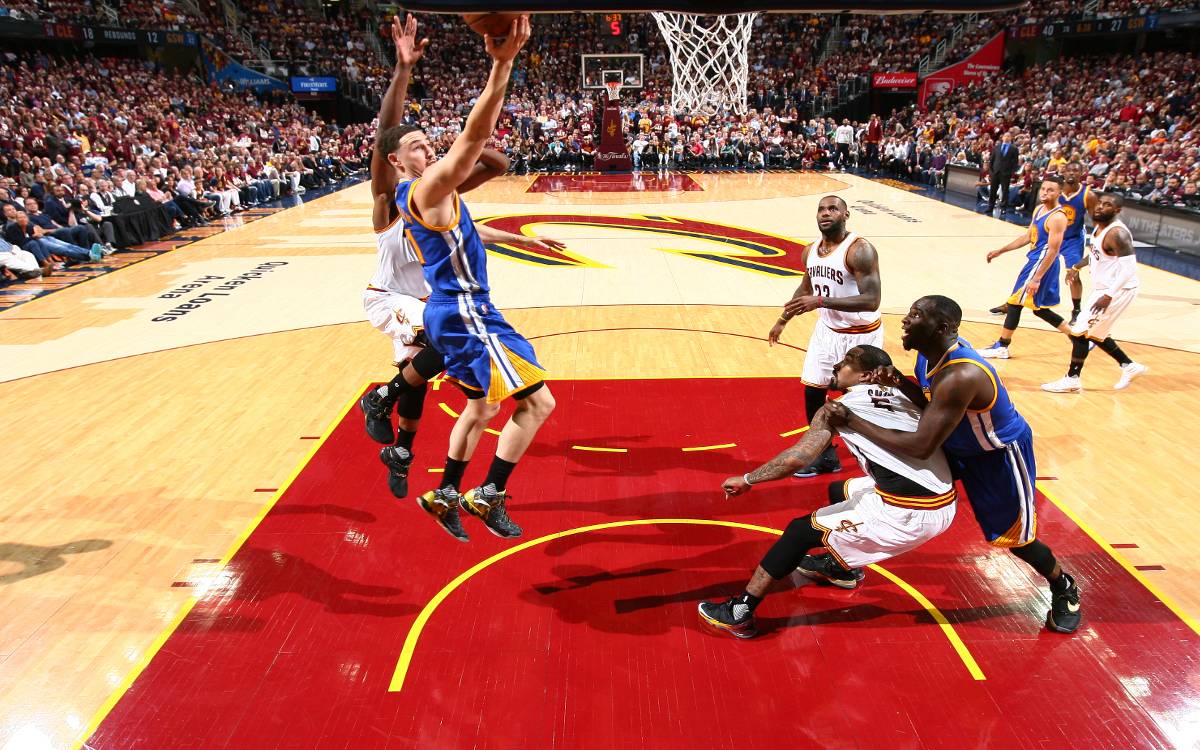 NBA转会风云：伦纳德加盟步行者，杜兰特指责作弊，联盟调查新赛季悬念